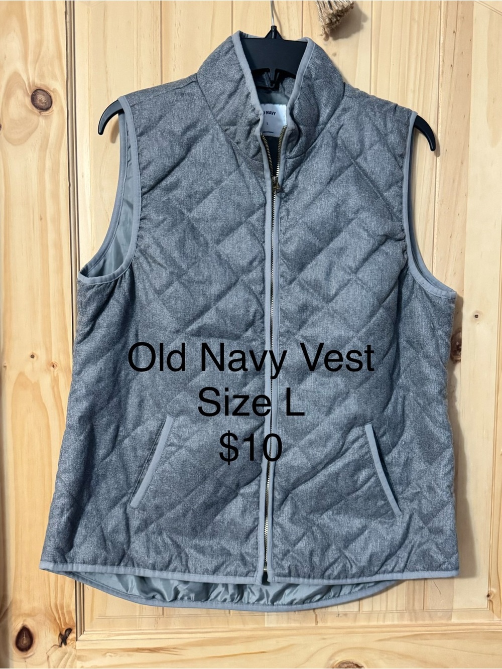 Old Navy Quilted Light Gray Women's Vest